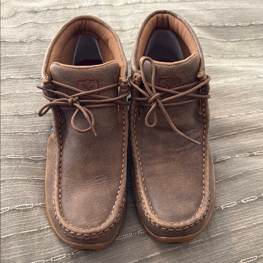 Ariat women’s Shoes